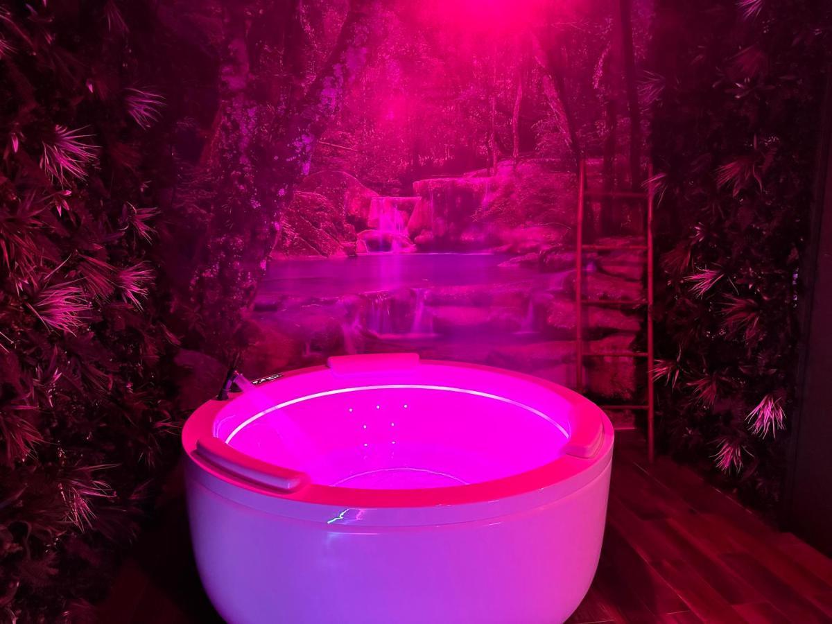 Narbnb - Jungle Suite - Jacuzzi - Centre - Clim Narbona Exterior foto
