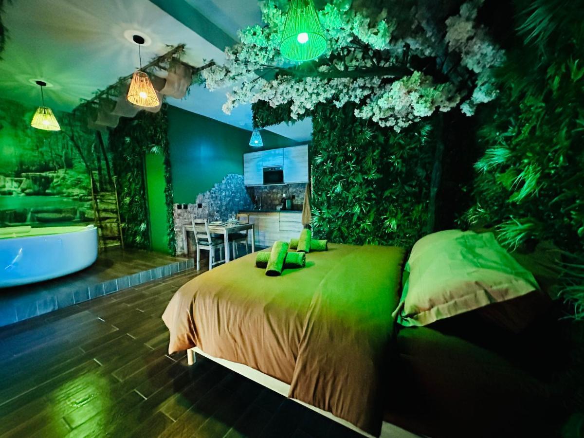 Narbnb - Jungle Suite - Jacuzzi - Centre - Clim Narbona Exterior foto